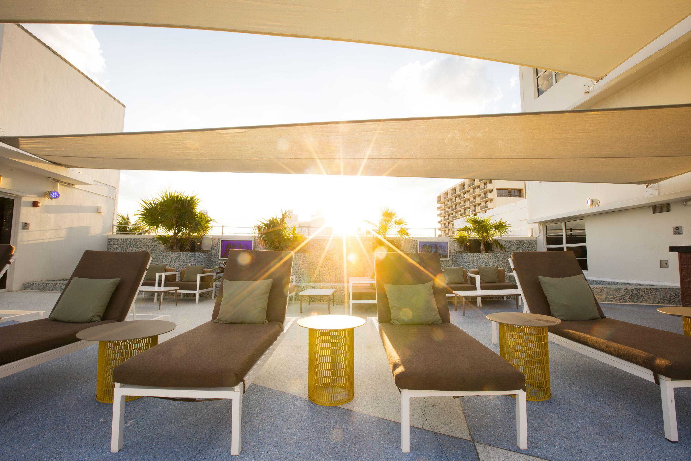 Clevelander Hotel Miami Beach | Adults-Only * Ocean Drive